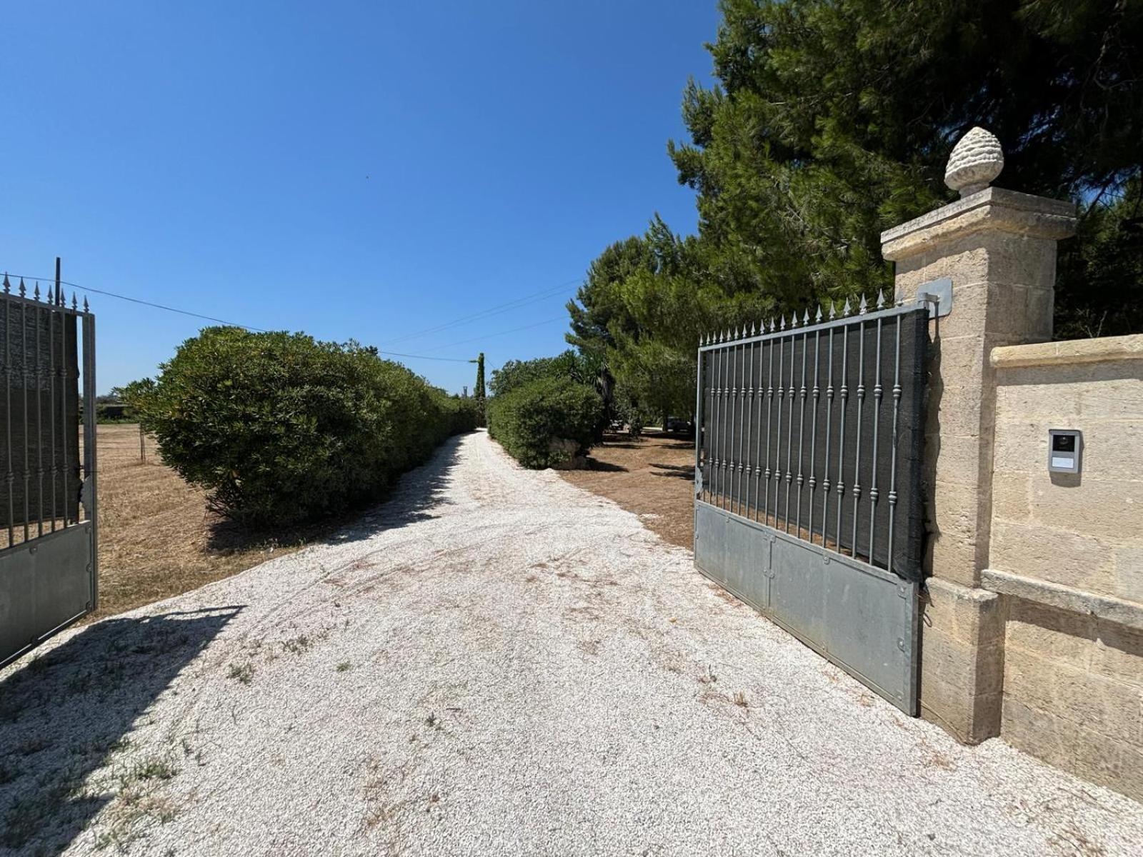 Tenuta Pizzi سان بييترو فيرنوتيكو المظهر الخارجي الصورة